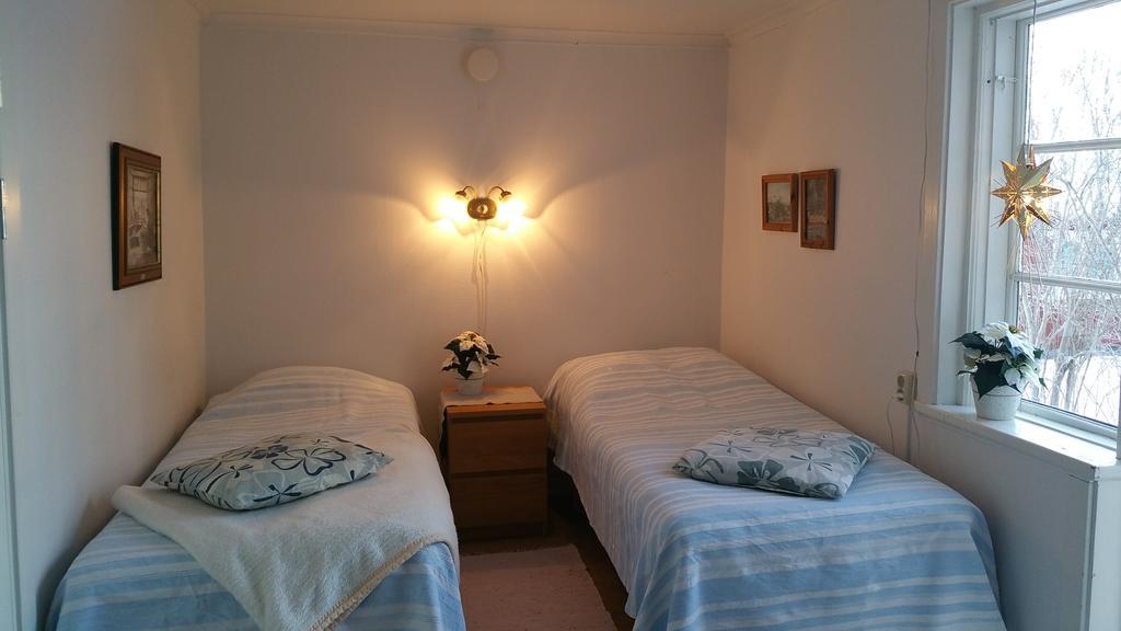 Stora Djuloe Vandrarhem Katrineholm Habitación foto
